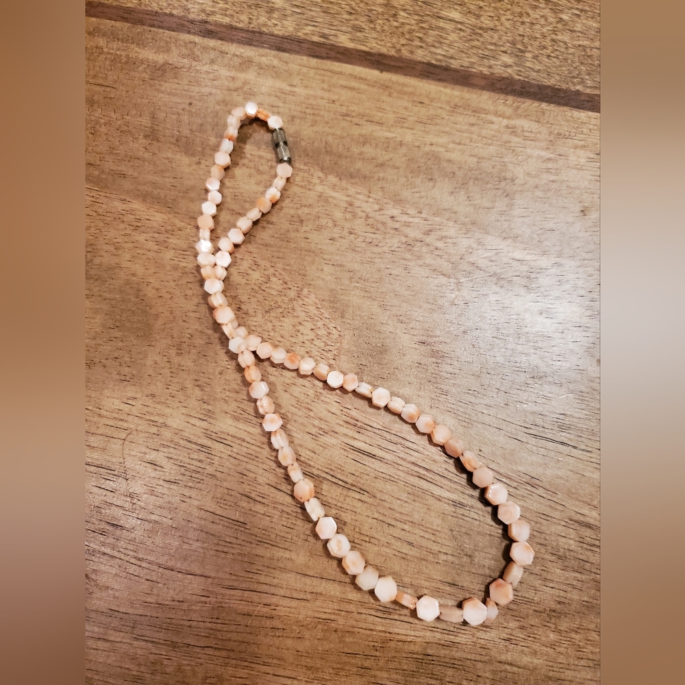 Vintage Peachy Pink Beaded Necklace